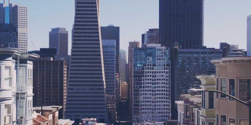 安全至上：河南光彩工业防爆灯在新能源锂电池生产车间的专业照明设计