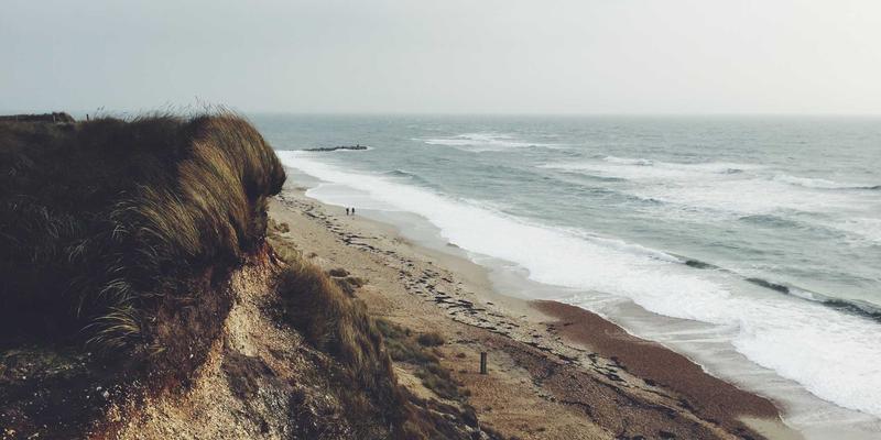河南光彩工业照明解决方案：现代化农业温室LED植物生长灯的应用与优势