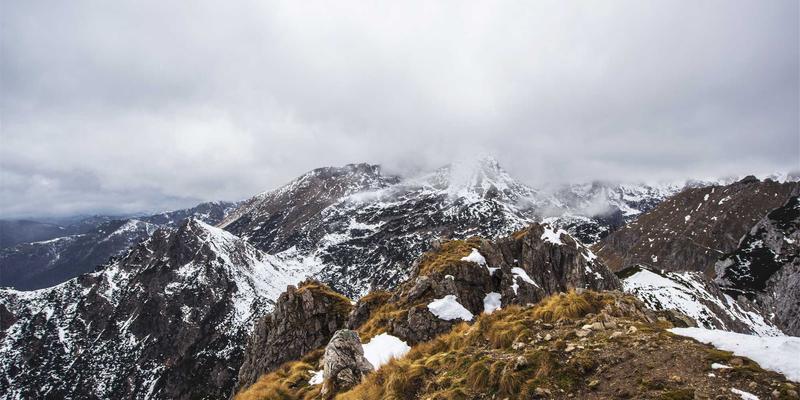 河南光彩工业防爆电气产品国际认证深度解读：ATEX与IECEx如何保障您的LED工矿灯安全