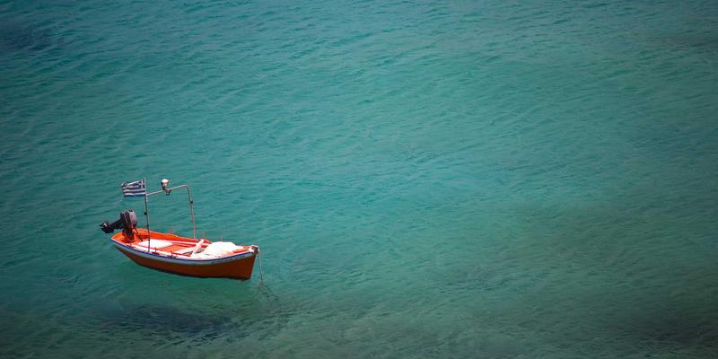 河南光彩工业：食品与医药洁净厂房专用照明解决方案，LED工矿灯如何守护生产安全